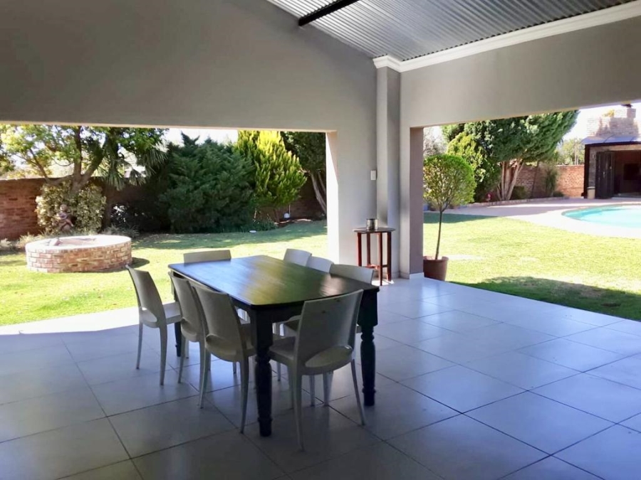 7 Bedroom Property for Sale in Bloemhof North West